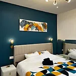 Appartamento Chic Renovated - Libération - Entire 2br 2ba Or Private With Private Bathrooms - Ac&garage On Request *