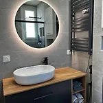 Chic Renovated - Libération - Entire 2br 2ba Or Private With Private Bathrooms - Ac&garage On Request Appartamento *
